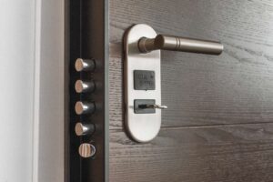 photo of lock for blog about how a home security system could lower your insurance