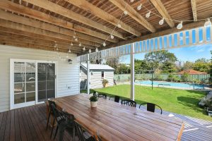 Big table in a nice backyard